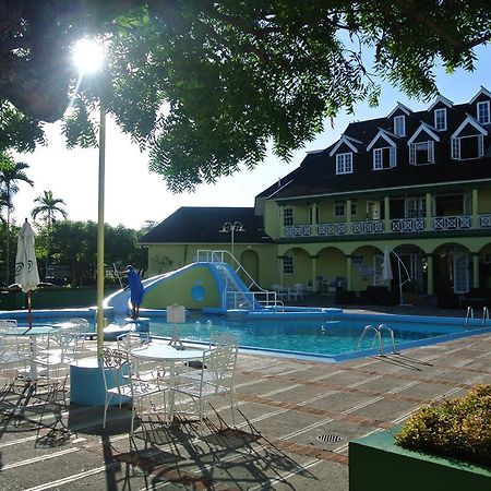 Beach One Bedroom Suite A20 Ocho Rios Bagian luar foto
